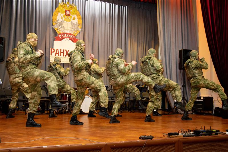 В Нижнем Новгороде проходит акция «Служу России! Служу Росгвардии!» (фото, видео)