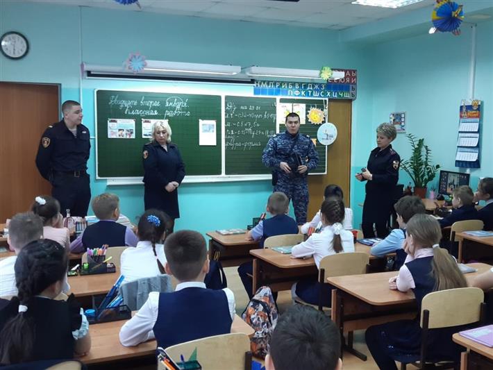 В Уральском округе Росгвардии проходят мероприятия, приуроченные к 100-летию Героя Советского Союза полковника в отставке Алексея Волошина