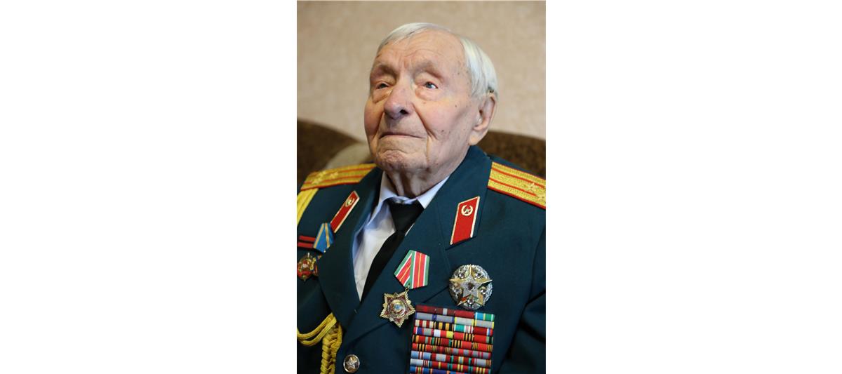 Военнослужащие владикавказского соединения Росгвардии присоединились к акции «Лица Победы. Летопись подвига»