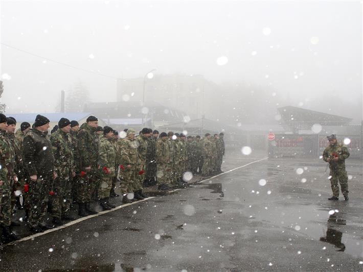 Сотрудники ставропольского ОМОН почтили память боевых товарищей, погибших при исполнении воинского долга