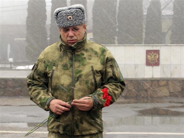 Сотрудники ставропольского ОМОН почтили память боевых товарищей, погибших при исполнении воинского долга