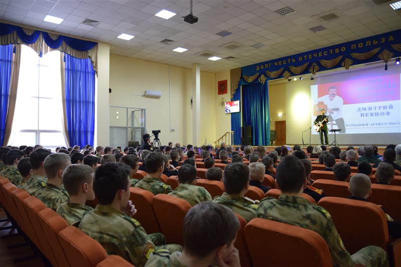 В МПКУ имени М.А. Шолохова состоялся концерт Народного артиста России Дмитрия Певцова
