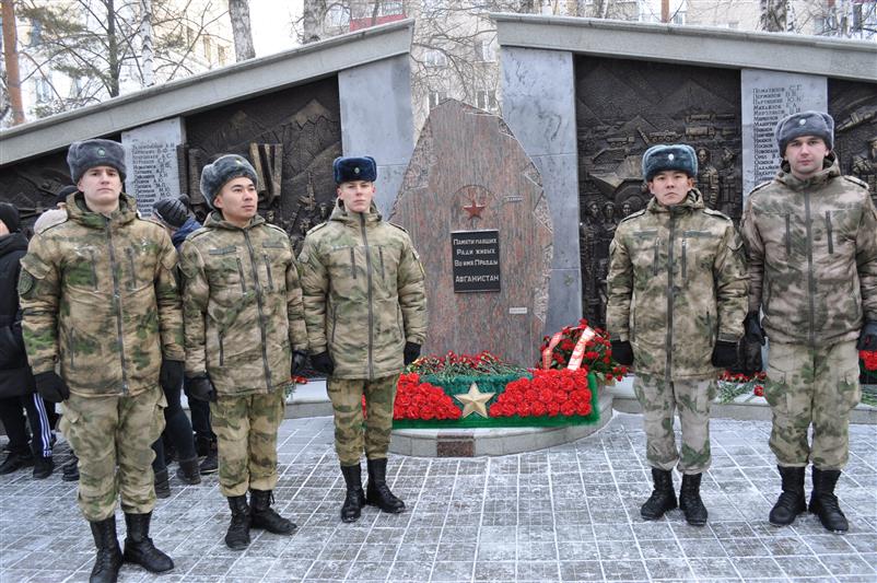 Росгвардейцы Уральского округа приняли участие  в  памятных мероприятиях, посвященных 31-й годовщине вывода советских войск из Афганистана