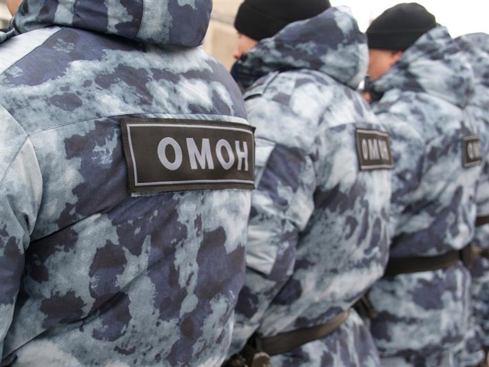 Бойцы абаканского ОМОН спасли на пожаре женщину с ограниченными возможностями