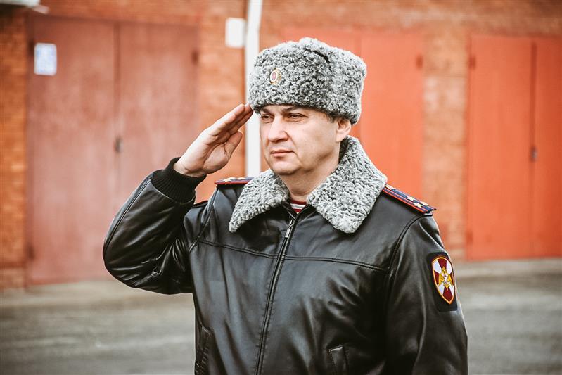 Росгвардейцев, выполнивших служебно-боевые задачи в северо-кавказском регионе, торжественно встретили в Майкопе