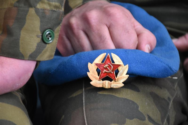 Росгвардеец рассказал представителям телевидения Адыгеи о своем участии в Афганской войне 
