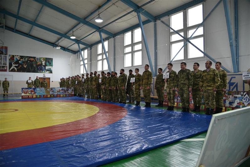 В ГРОЗНЕНСКОМ СОЕДИНЕНИИ РОСГВАРДИИ ОПРЕДЕЛИЛИСЬ СИЛЬНЕЙШИЕ ДЗЮДОИСТЫ