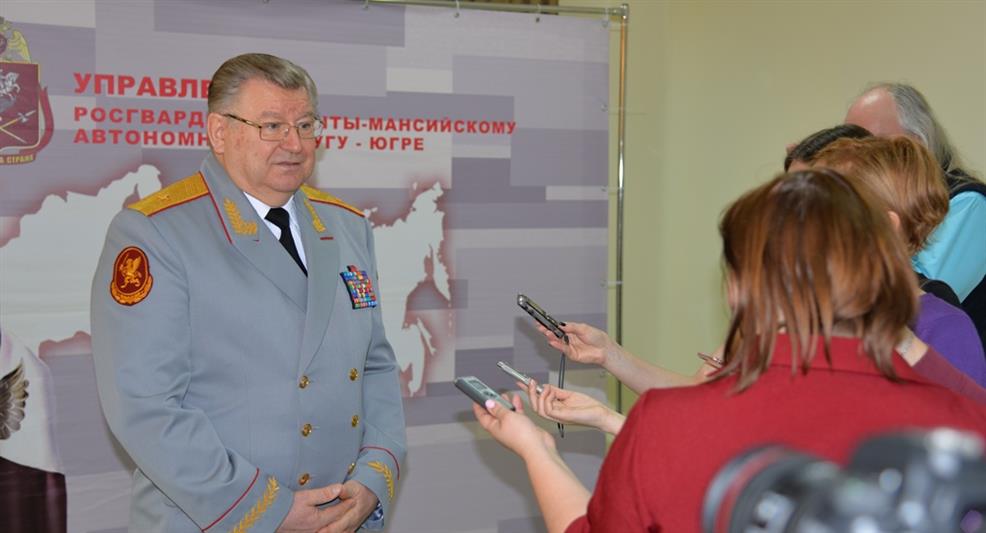 В Югре артисты академического ансамбля песни и пляски Росгвардии приняли участие в эфирах окружных телерадиоканалов и побывали на экскурсии по городу