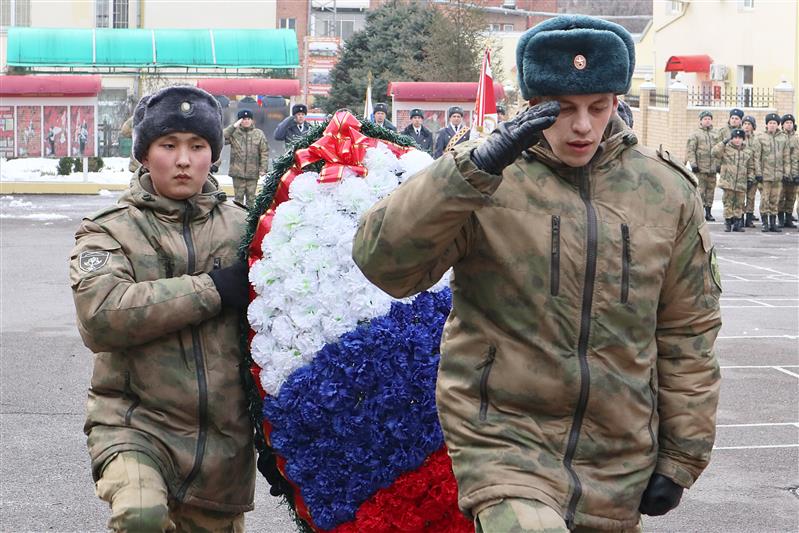 В ростовском батальоне Росгвардии состоялось чествование ветерана Великой Отечественной войны (фото, видео)