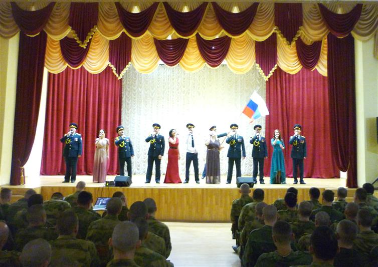 Ансамбль песни и пляски Южного округа Росгвардии выступил в Астрахани в рамках ведомственной акции «С чего начинается Родина» 
