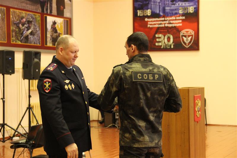  В воронежском управлении Росгвардии прошли торжественные мероприятия, посвященные 27-й годовщине образования СОБР