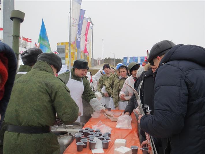 В Красноярске военнослужащие и сотрудники Росгвардии приняли участие во Всероссийской акции «Лыжня России-2020»