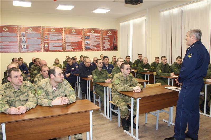 Военнослужащие нижегородского авиационного полка Росгвардии встретились с ветеранами войны в Афганистане