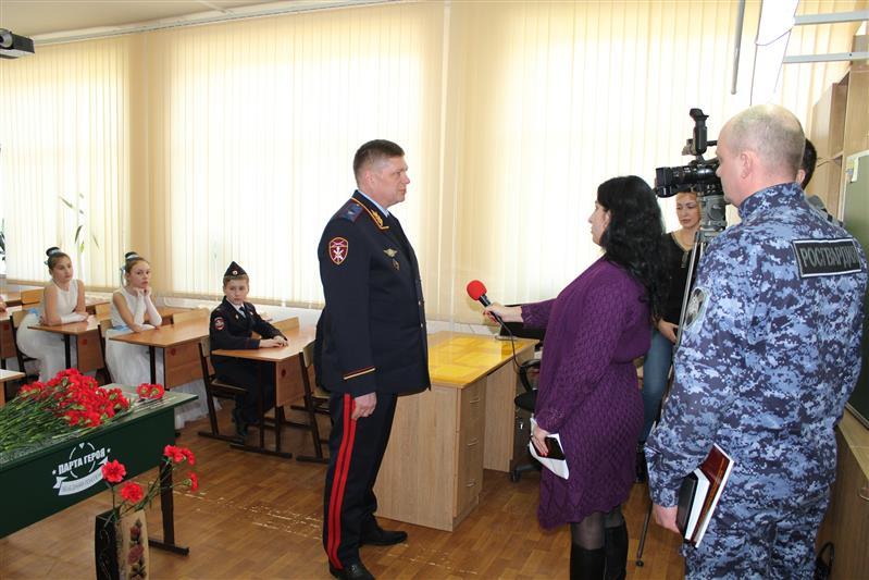 В Ростовской области открыта «Парта героя» имени погибшего бойца таганрогского ОМОН (видео)