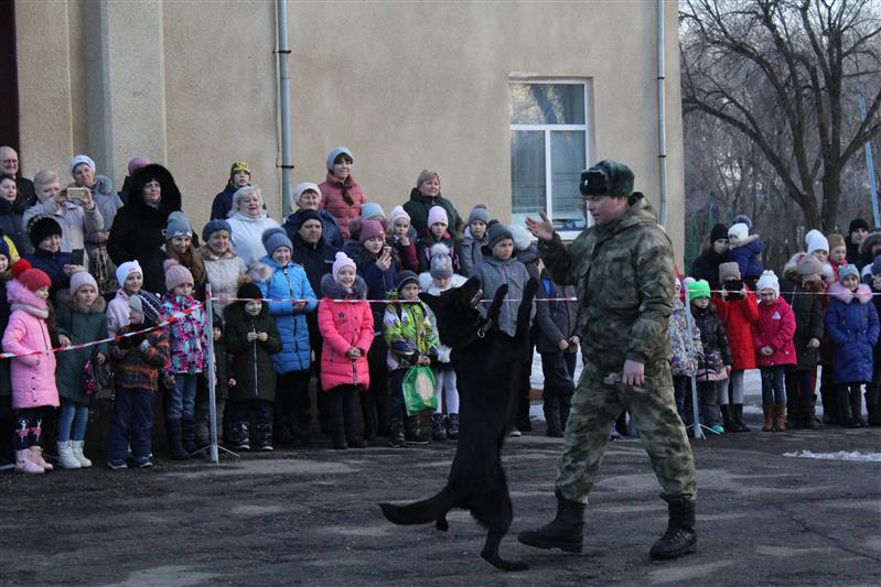 В Саратовской области с аншлагом проходит всероссийская ведомственная акция «С чего начинается Родина…»
