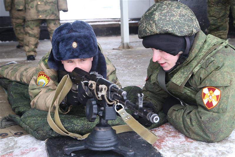 В дивизии имени Дзержинского проведено показное занятие по боевой подготовке для кадет Росгвардии (фото)