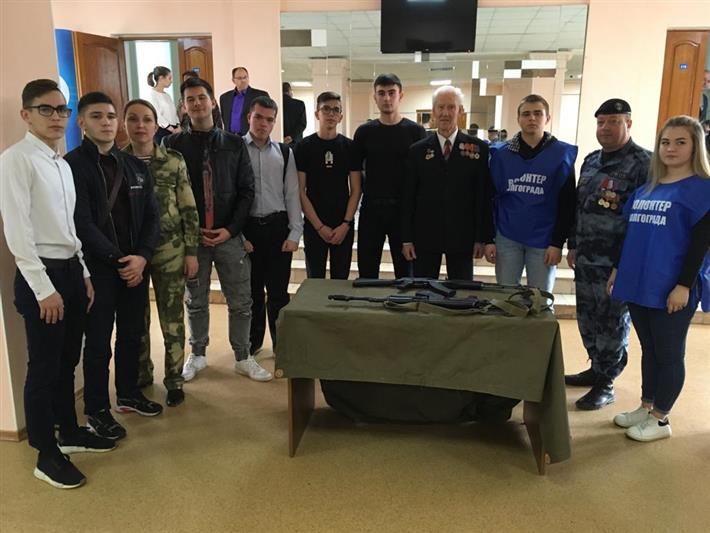 В канун 77-й годовщины освобождения Сталинграда сотрудники Росгвардии провели патриотическое мероприятие  «Сталинградский привал»