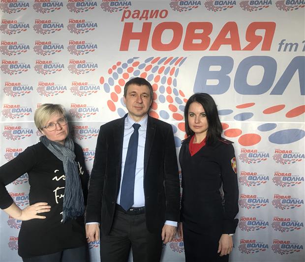 В Волгограде росгвардейцы поздравили коллег из ведущего медиахолдинга региона с Днем радио