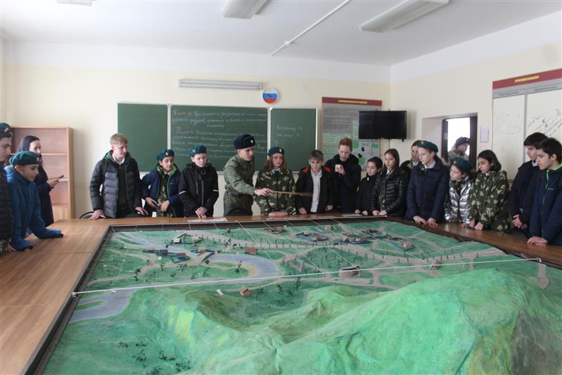 Сочинский полк Росгвардии присоединился к всероссийской патриотической акции «С чего начинается Родина»