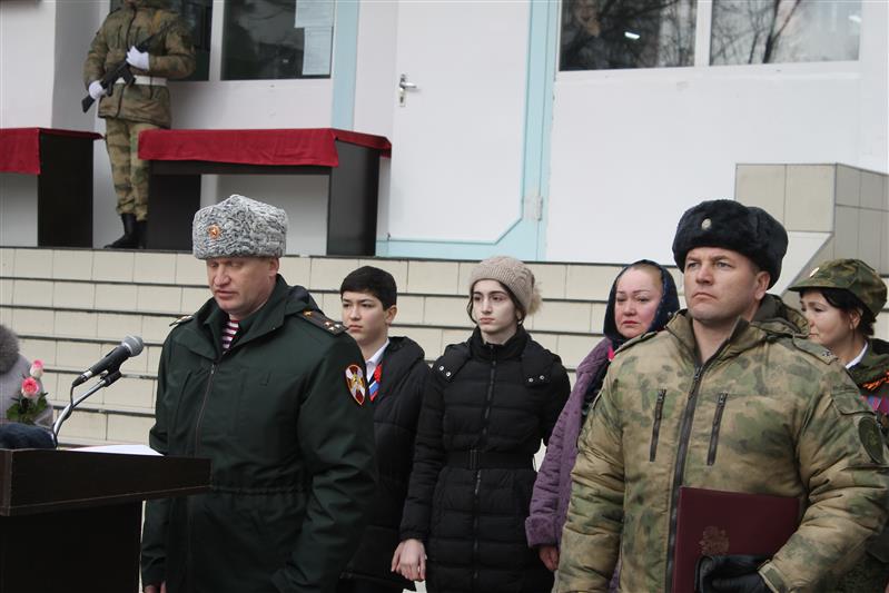 В Махачкале увековечили память кавалера ордена Мужества Марата Молчанова