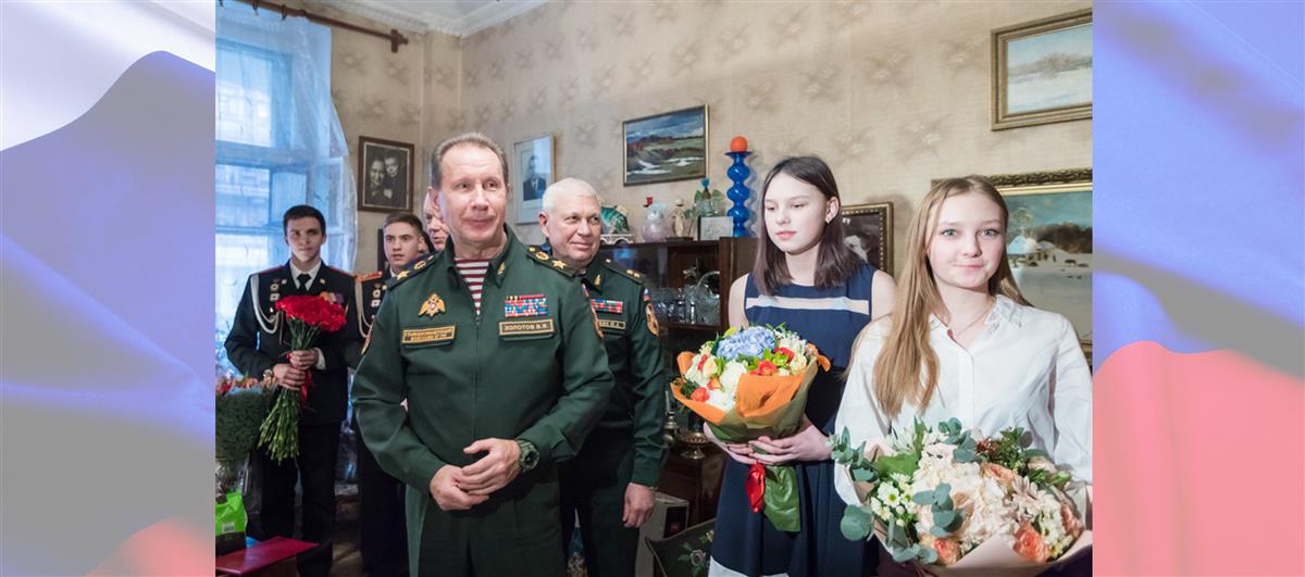 Генерал армии Виктор Золотов навестил Героя Советского Союза Алексея Волошина в день его 100-летнего юбилея