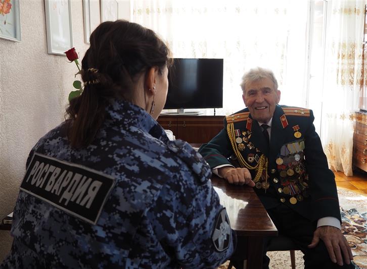 Журналисты ГТРК «Белгород» и сотрудники пресс-службы областного управления   Росгвардии  запустили  цикл программ «Сыны Отечества» 