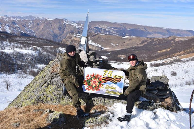 Росгвардейцы приняли участие в восхождении на перевал Шаухуна
