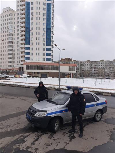 В Белгородской области сотрудники Росгвардии задержали лиц, подозреваемых в краже элитного алкоголя из магазина
