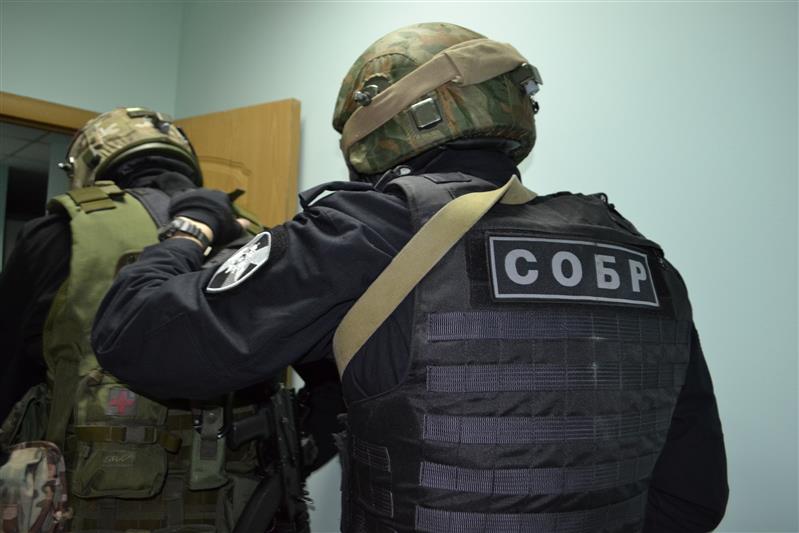 При участии костромского СОБР задержаны подозреваемые в совершении серии квартирных краж