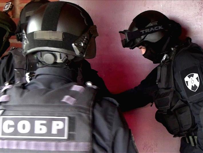 При поддержке саратовского СОБР задержан вор-рецидивист