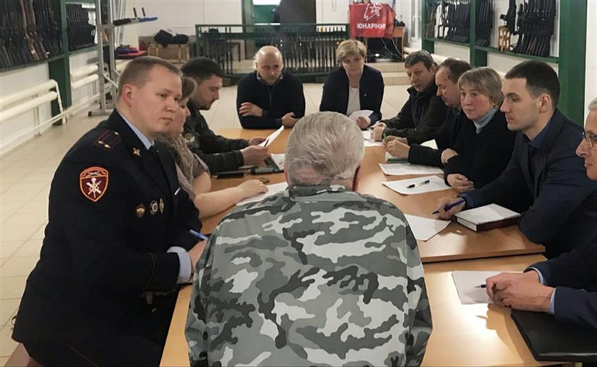 В администрации Архангельска оценили вклад Росгвардии в патриотическое воспитание и допризывную подготовку молодёжи