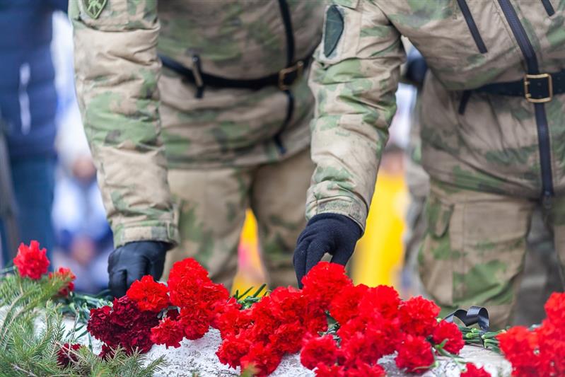 Росгвардейцы Хабаровска и Биробиджана  почтили память погибших в Волочаевской битве на сопке Июнь-Корань