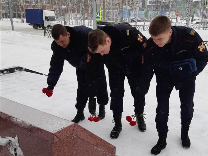 Росгвардейцы Уральского округа приняли участие  в  памятных мероприятиях, посвященных 31-й годовщине вывода советских войск из Афганистана