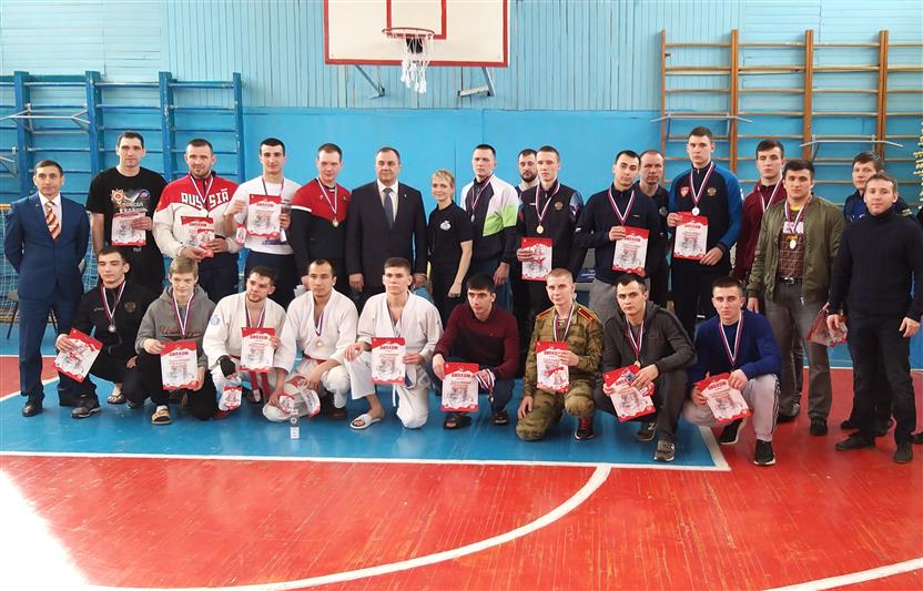 Курсанты Росгвардии завоевали 10 медалей на чемпионате Перми по рукопашному бою