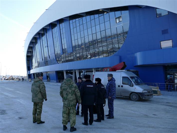 Целевая группа Сибирского округа Росгвардии проверила подразделения ведомства, содействующие обеспечению безопасности чемпионата мира по хоккею с мячом 