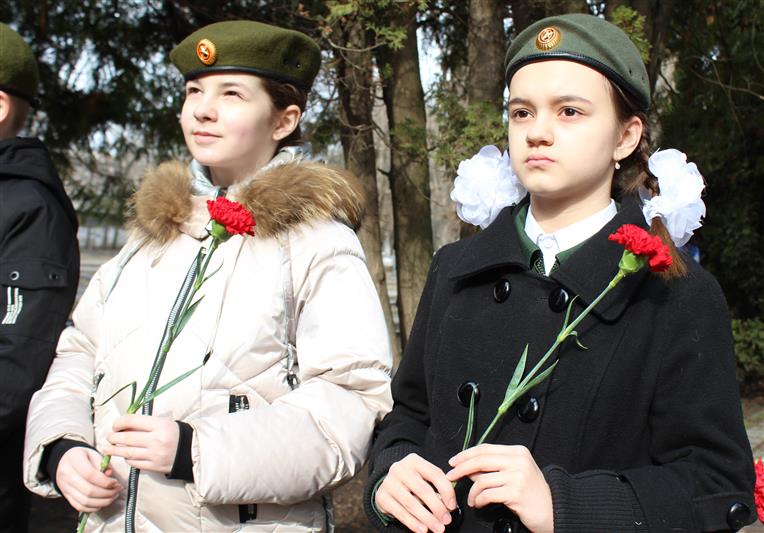 Память героически погибших сотрудников СОБР почтили в Курске