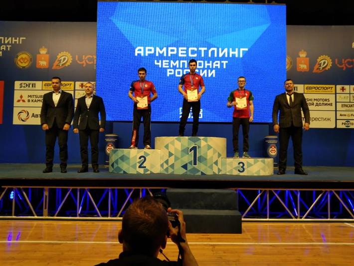 Росгвардеец из Карачаево-Черкесии стал призером чемпионата России по армрестлингу
