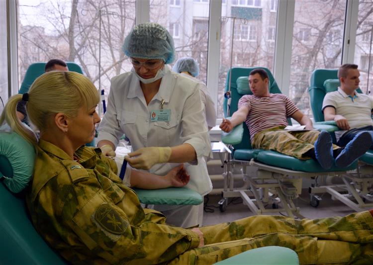 Тамбовские росгвардейцы приняли участие в донорской акции. 