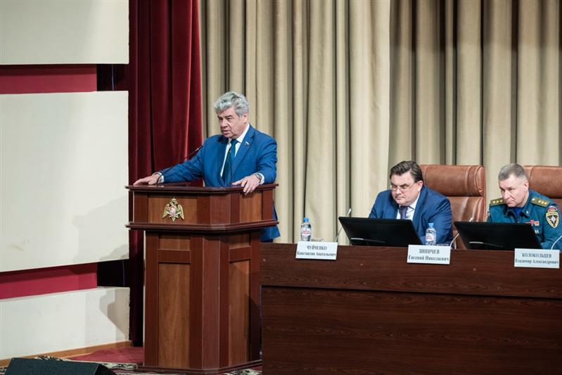 Директор Росгвардии генерал армии Виктор Золотов открыл расширенное заседание коллегии ведомства 