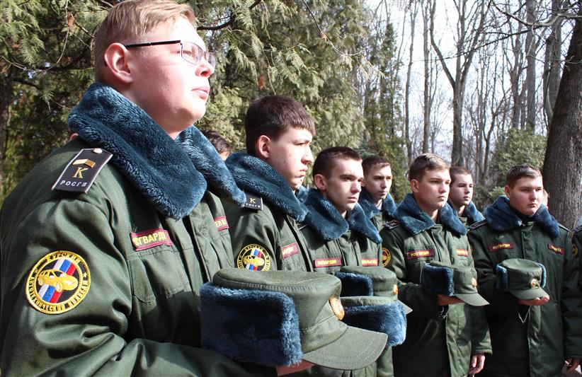 Память героически погибших сотрудников СОБР почтили в Курске