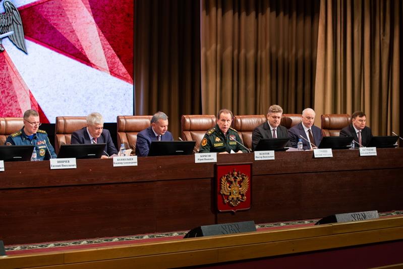Директор Росгвардии генерал армии Виктор Золотов открыл расширенное заседание коллегии ведомства