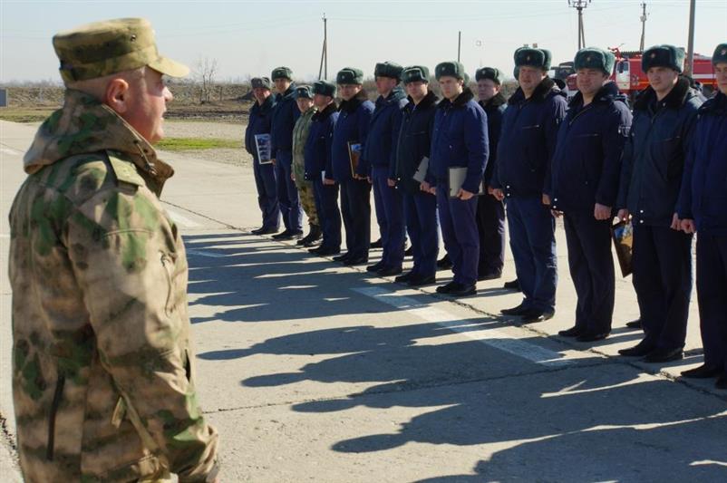 Командующий ОГВ(с) поздравил с профессиональным праздником летчиков Росгвардии 