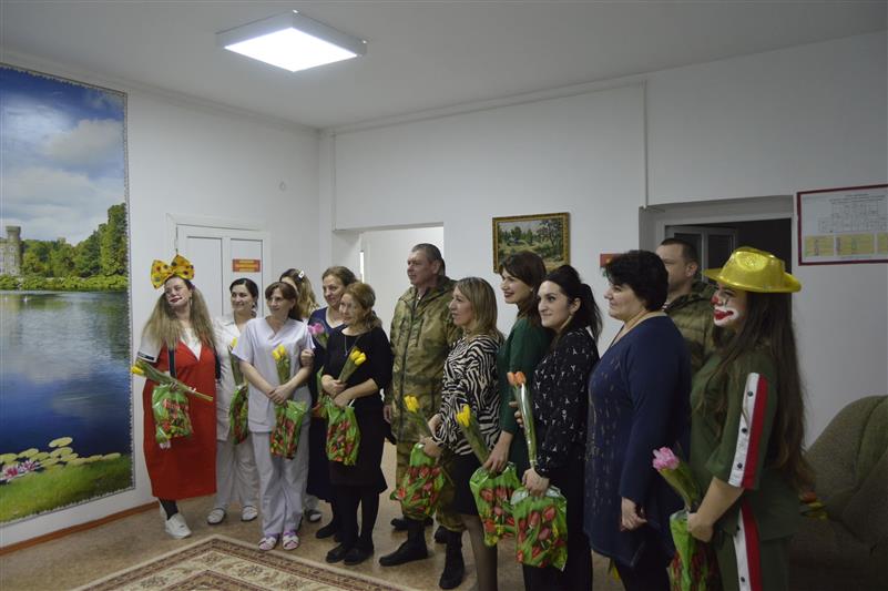 В грозненском соединении Росгвардии состоялись торжества, посвященные Международному женскому дню