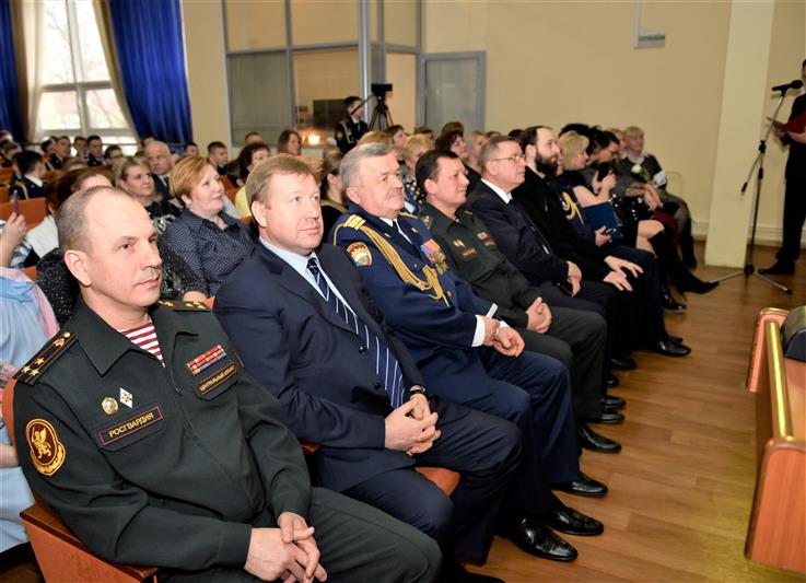 В МПКУ им. М.А. Шолохова Росгвардии прошли торжественные мероприятия, посвящённые Международному женскому дню (фото)