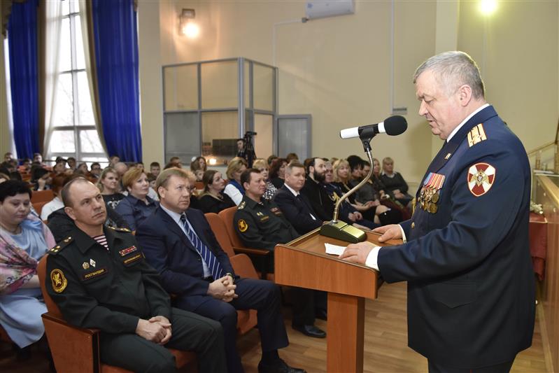 В МПКУ им. М.А. Шолохова Росгвардии прошли торжественные мероприятия, посвящённые Международному женскому дню (фото)