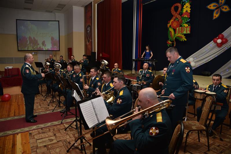 В грозненском соединении Росгвардии состоялись торжества, посвященные Международному женскому дню