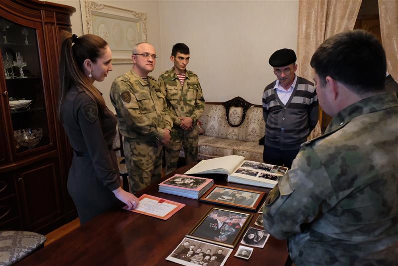 В Ингушетии росгвардейцы навестили семью ветерана Великой Отечественной войны 