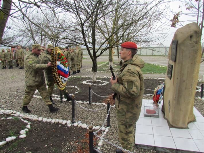 В Объединенной группировке войск (сил) на Северном Кавказе почтили память погибших спецназовцев