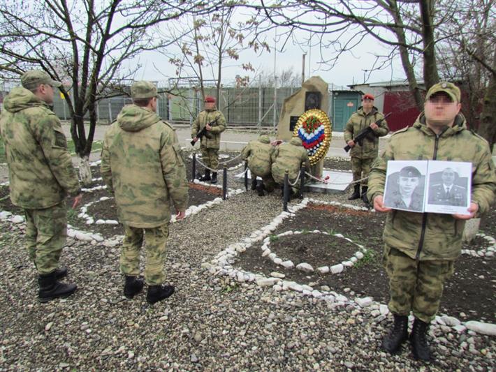 В Объединенной группировке войск (сил) на Северном Кавказе почтили память погибших спецназовцев