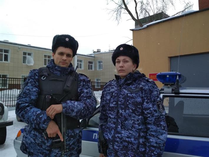 Уральские росгвардейцы задержали подозреваемых в кражах